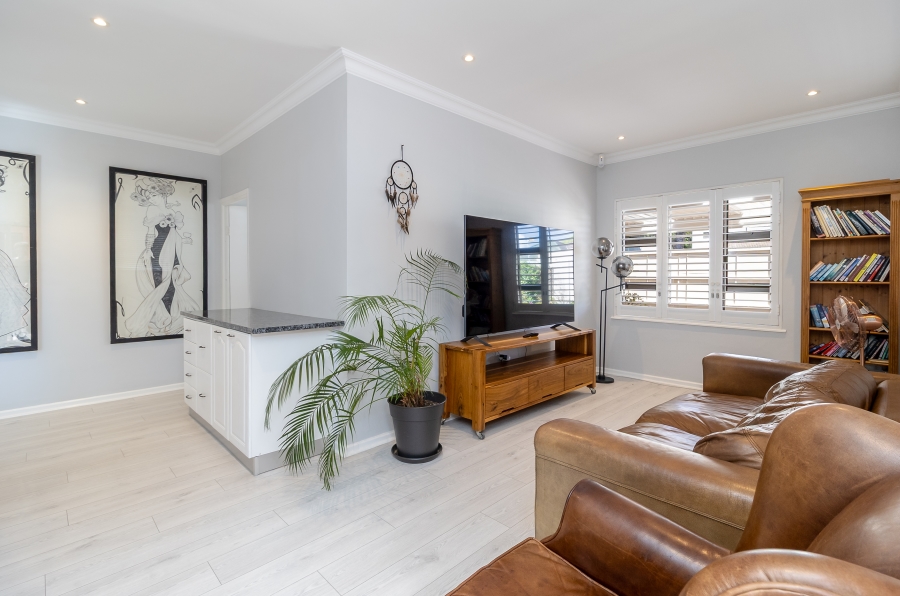 4 Bedroom Property for Sale in Kirstenhof Western Cape